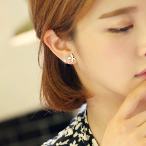 925 Sterling Silver Crystal Butterfly Earrings - Picture 2 of 5